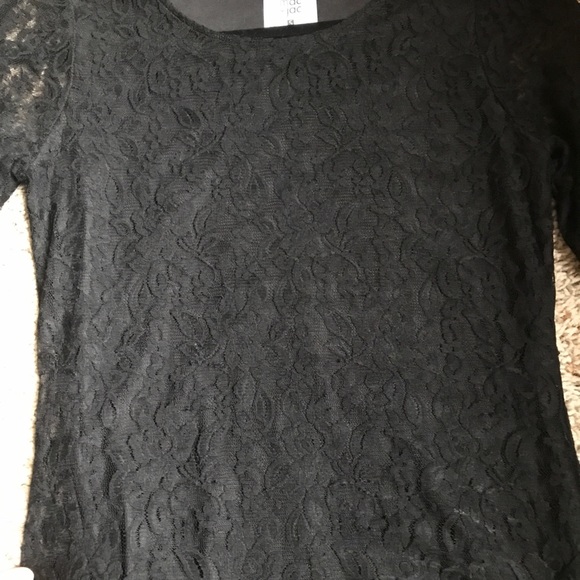 Black lacy dress - Picture 3 of 4